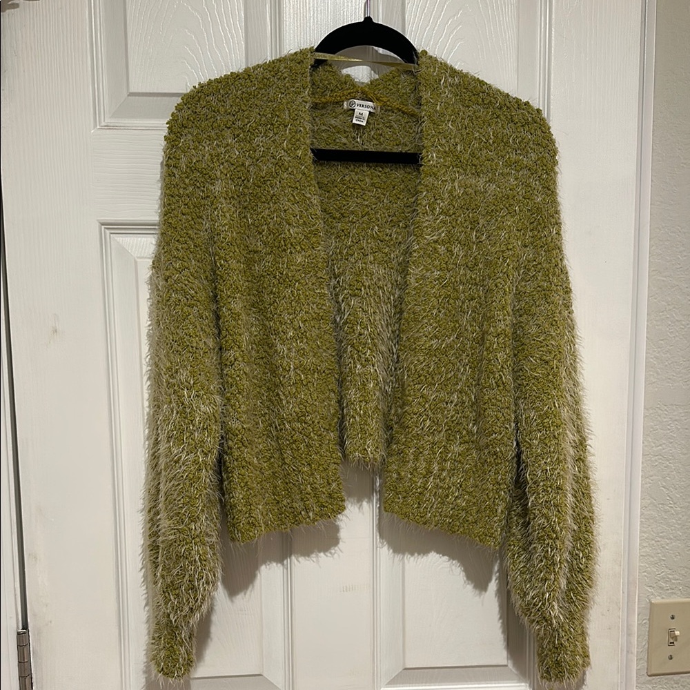 Versona Green Cardigan Fuzzy Open-Front Cropped